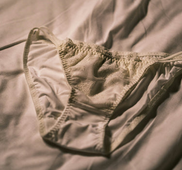 Ligamensmerter & udflåd - alt du skal vide